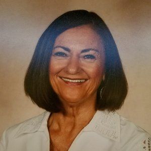 Meet your Posher, Annette